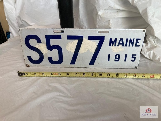 1915 Maine porcelain license plate 15" x 5 1/2"