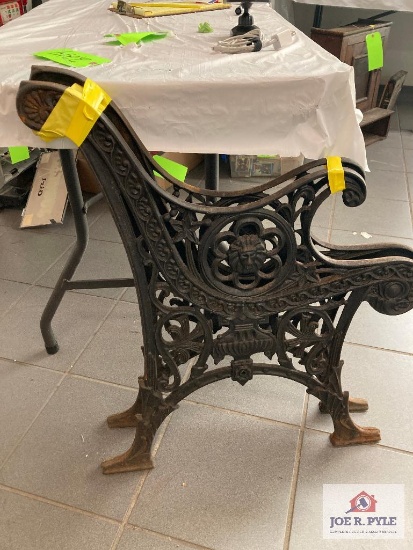 4 cast iron park bench sides, 31" x 21", as found