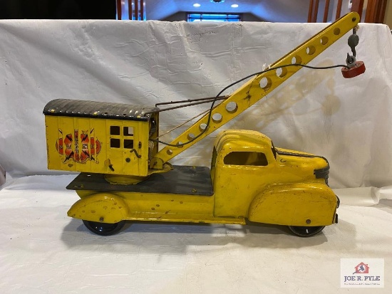 Marx pressed steel Magnetic Crane truck 17", as found
