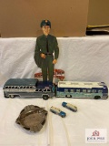 Cragston Greyhound bus, Greyhound bus, ashtray, s & P's, etc