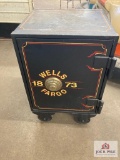 Yale Wells Fargo safe with eagle on wheels 21
