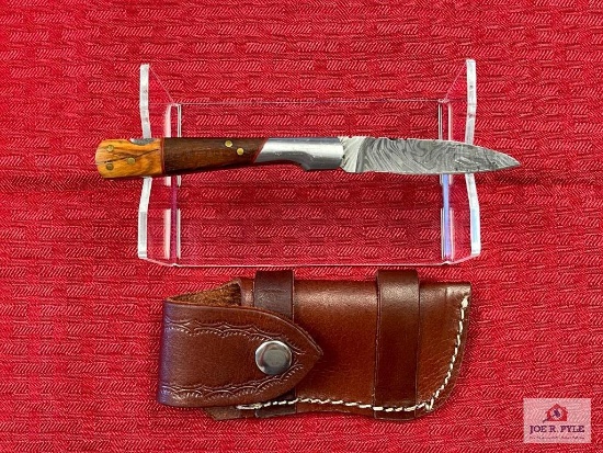 [209] Damascus folding blade pocket knife w/leather sheath