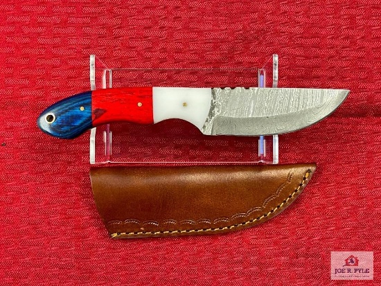 [224] Damascus blade hunting knife w/leather sheath