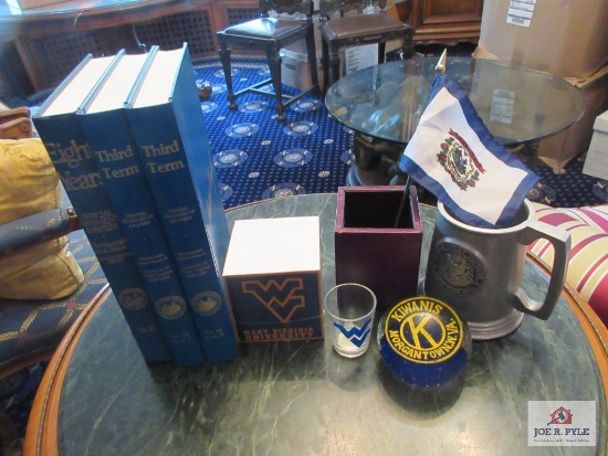misc. flat of WV items