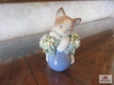 Lladro Kitten with basket of flowers figurine