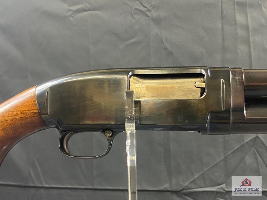 [139] Winchester 12 12 ga | SN: 897979