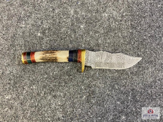 [657] Damascus Blade Hunter w/Sheath