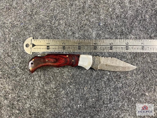 [675] Damascus Blade Folder w/Sheath