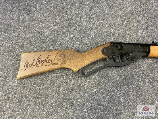 [145] Daisy Red Ryder Air Rifle