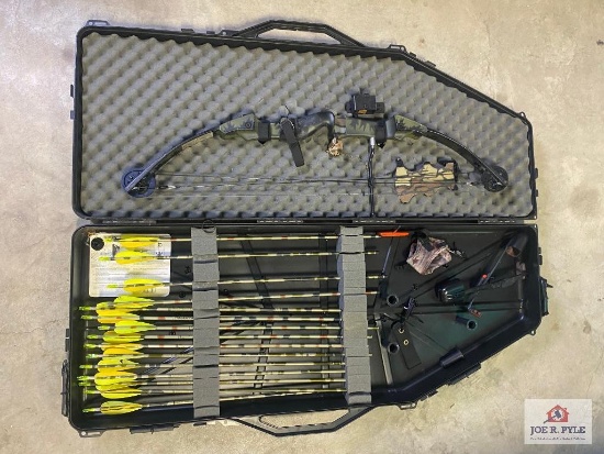 [148] Jennings Stealth Compound Bow w/arrows, accessories, case
