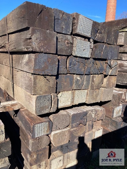 2 Bundles of 8' railroad ties