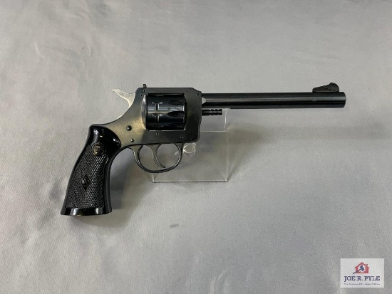 [41] H&R 929 .22 LR | SN: AP63431