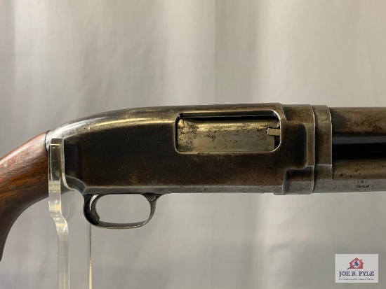 [375] Winchester 12 12 ga | SN: 1068065