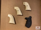 [391] Four sets of grips