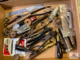 [348] Crimper, trickler, other handloading tools
