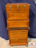 [567] Three-section wheeled cabinet