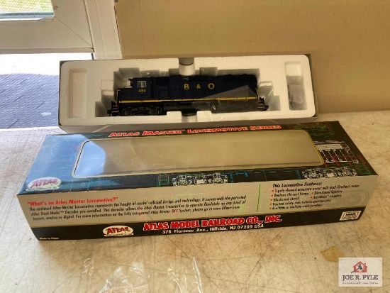 Atlas GP38 Locomotive