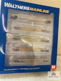 Set of Walthers Main Line RR cars