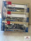 Lot of 6 Walthers RR cars
