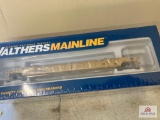 1 Set of Walthers Main Line RR cars