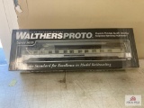 Walthers Pronto RR car