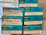 7 Lots of Athearn RR cars