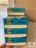4 Lots of Athearn RR cars