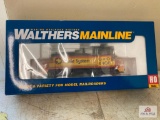 Walthers Main Line Locomotive 8408