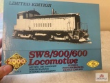 SW8/900/600 Locomotive