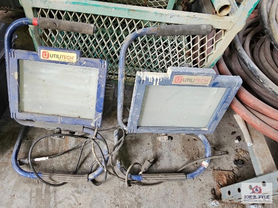 2 UtiliTech work lights