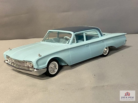 1960 Ford Galaxie 500 4-Door Sedan