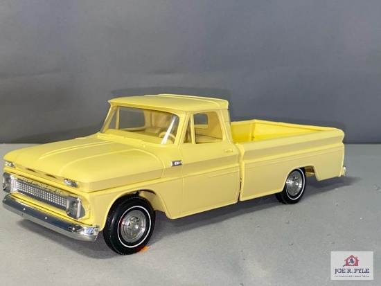1966 Chevrolet Fleetside Pickup Truck