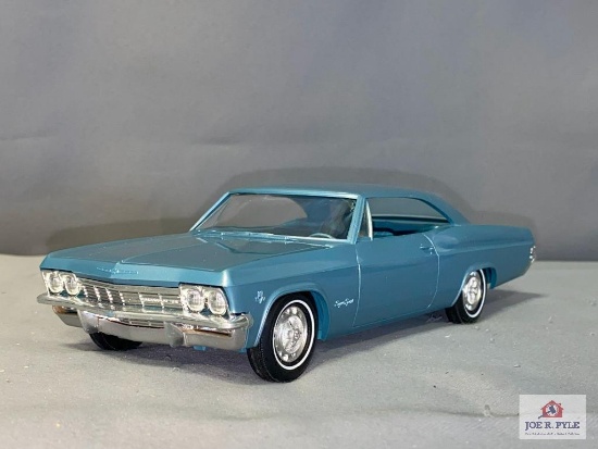 1965 Chevrolet Impala Super Sport 2-Door Hardtop