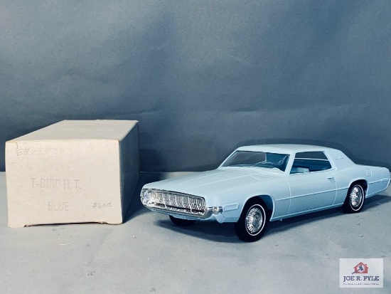 1968 Ford Thunderbird 2-Door Hardtop