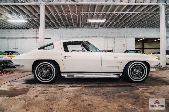 1963 CHEVROLET CORVETTE STING RAY