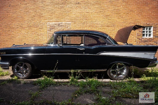 1957 CHEVROLET BEL AIR