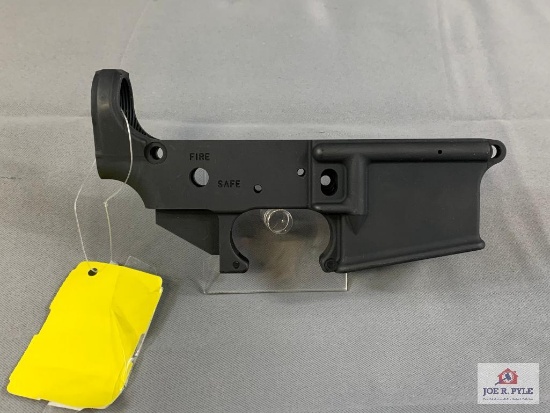 [288] Bushmaster XM15-E2S Lower Multi SN: BK1005790
