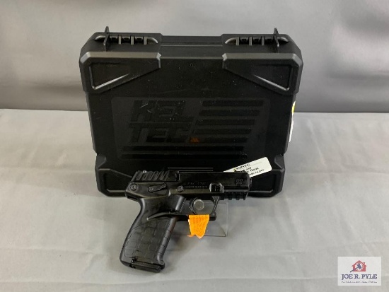 [37] Kel-Tec P17 Black .22 LR SN: GCS07