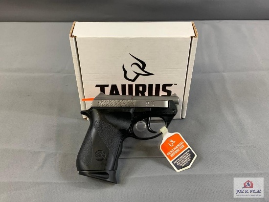 [78] Taurus PT22 Poly .22 LR SN: 06109Y