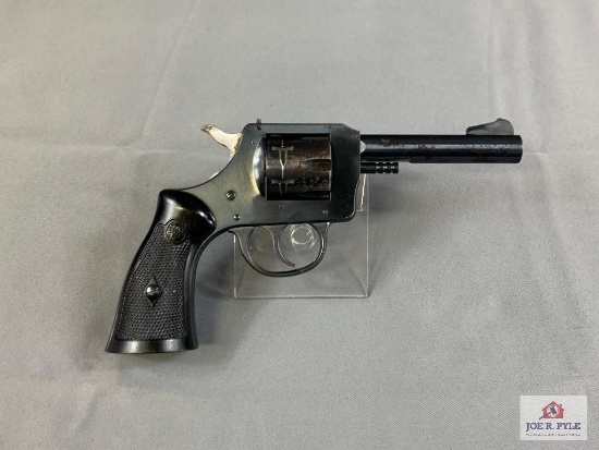 [103] H&R 732 .32 S&W Long SN: AS68995