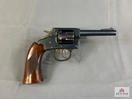 [120] Iver Johnson Sealed Target 8 .22 SN: M93860