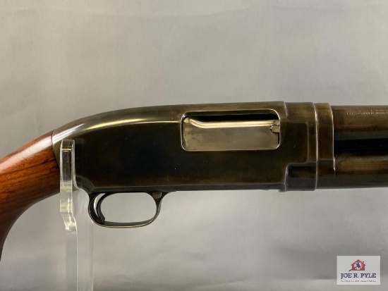 [370] Winchester 12 12 ga SN: 866749