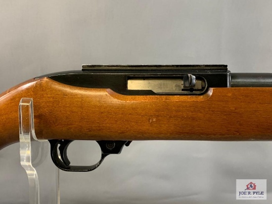 [228] Ruger 10/22 .22 LR SN: 246-70774