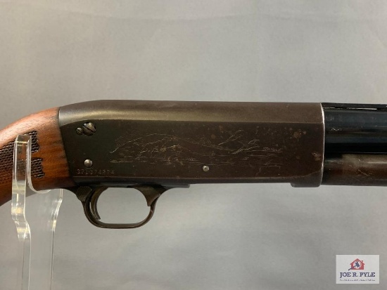 [307] Ithaca 37 Featherlight 20 ga SN: 371074274