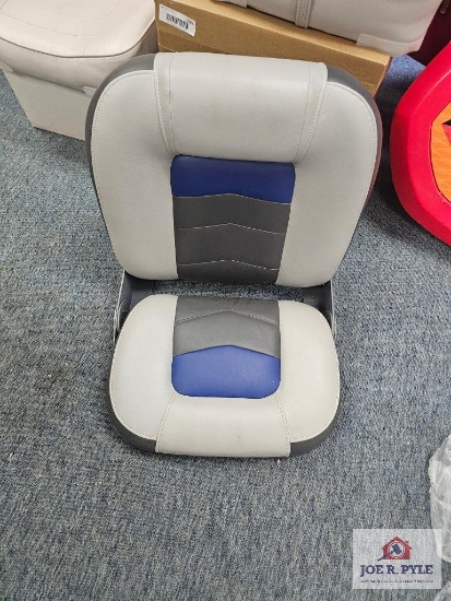 Blue / Cream /Gray Seat