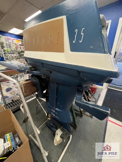 Evinrude 35 Boat Motor