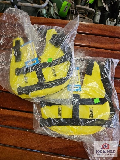 2 Yellow Dog Life Vests Size XXS