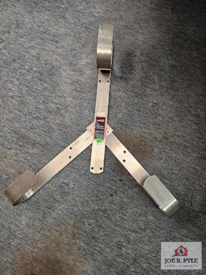 (1) Jim-Buoy Life Ring Rack