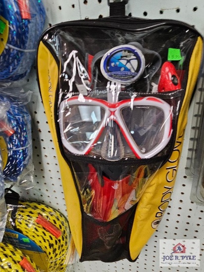 Body Glove Snorkeling Kit