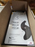 (3) Weedless Wedge